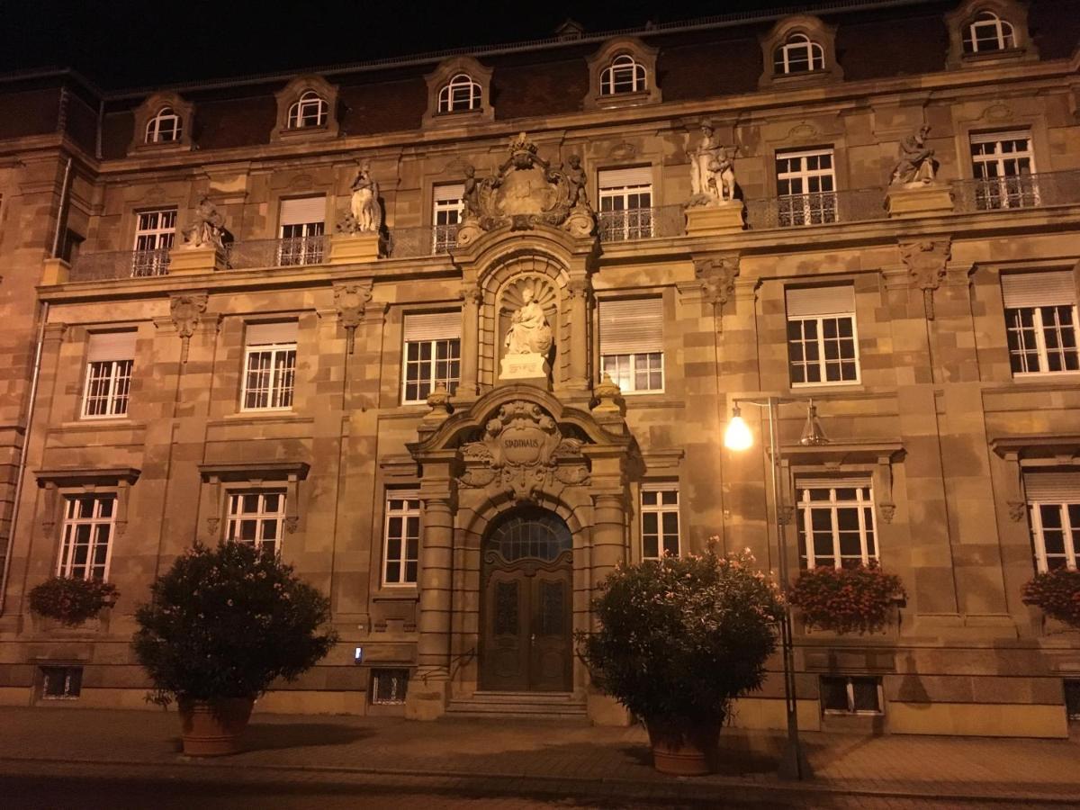 Appartement Alte Heimat à Schwegenheim Extérieur photo